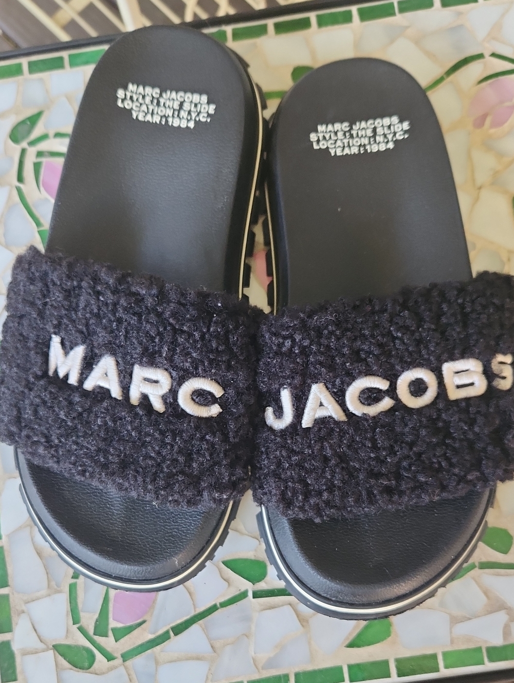 Marc Jacobs Black Teddy Logo Slides 38